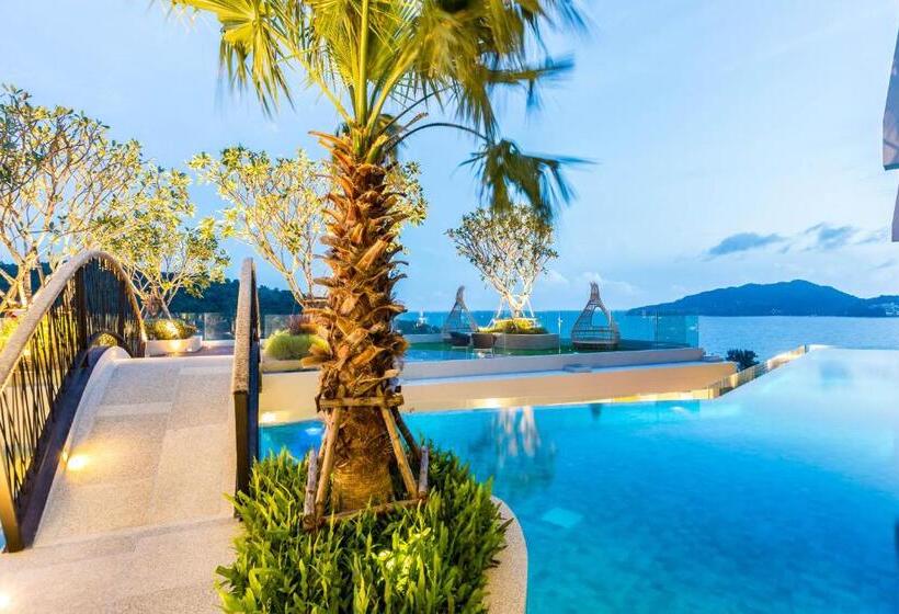 هتل Crest Resort & Pool Villas   Sha Extra Plus