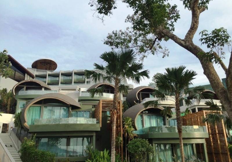 هتل Crest Resort & Pool Villas   Sha Extra Plus