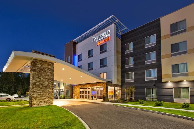 فندق Fairfield Inn & Suites By Marriott Plattsburgh