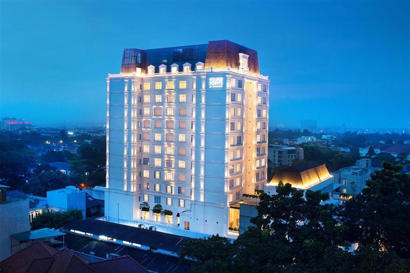 בית מלון כפרי Four Points By Sheraton Bandung