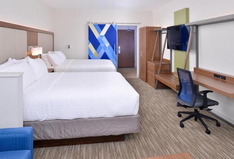 هتل Holiday Inn Express & Suites Madison, An Ihg