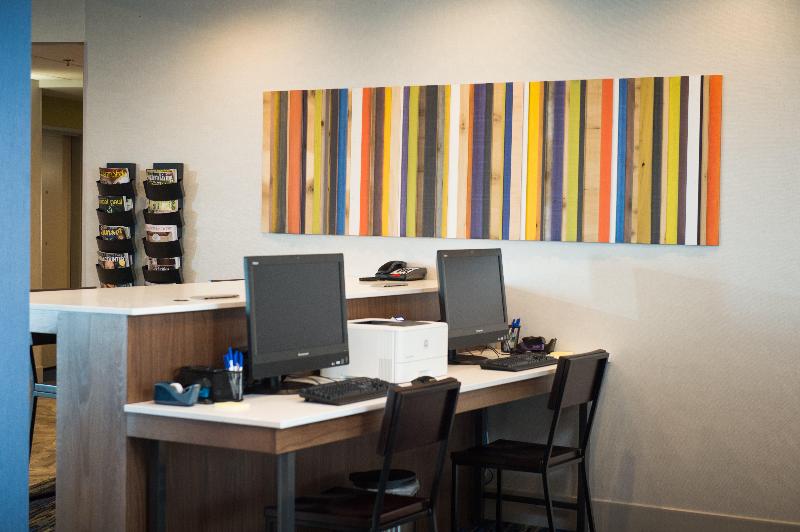 בית מלון כפרי Holiday Inn Express & Suites Rock Falls, An Ihg