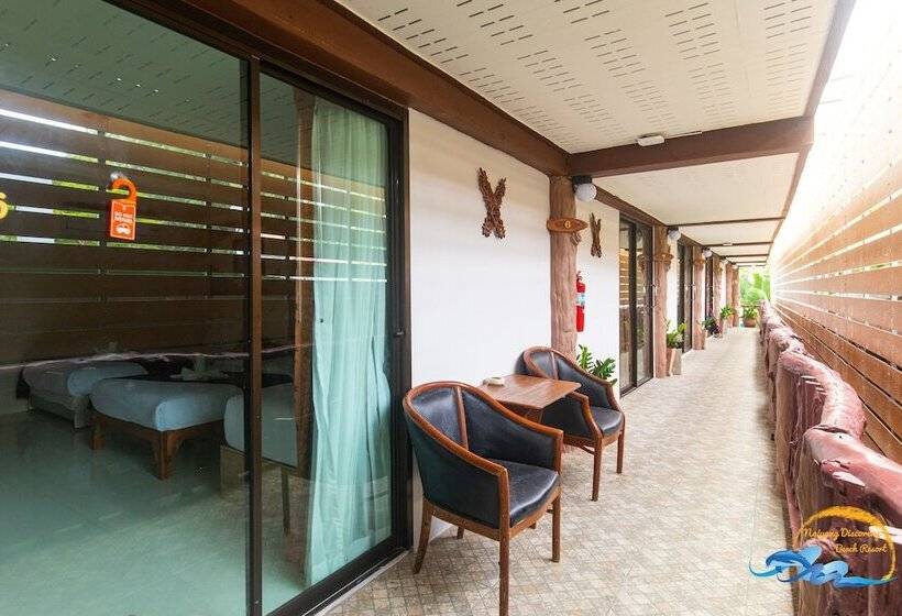 هتل Naiyang Discovery Beach Resort Sha