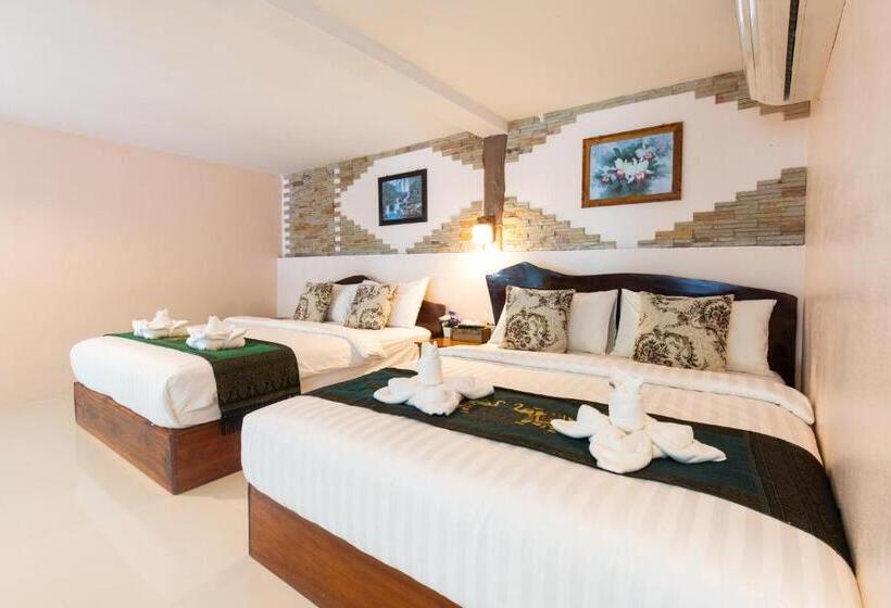 هتل Naiyang Discovery Beach Resort Sha