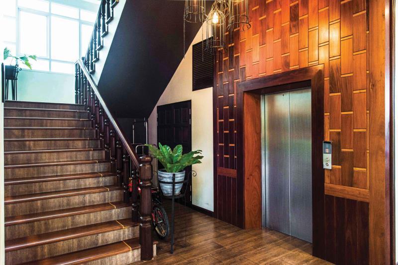 호텔 The Bridge Residence