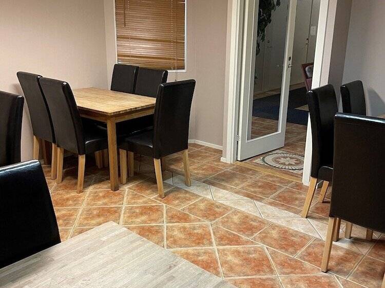 Björkbackens Vandrarhem I Vimmerby   Hostel