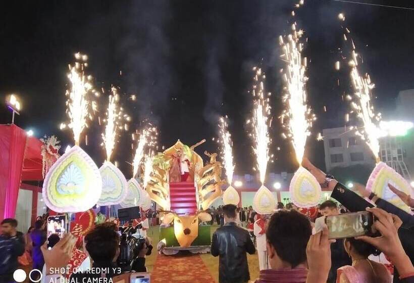 The Aanandam Hotel Resort