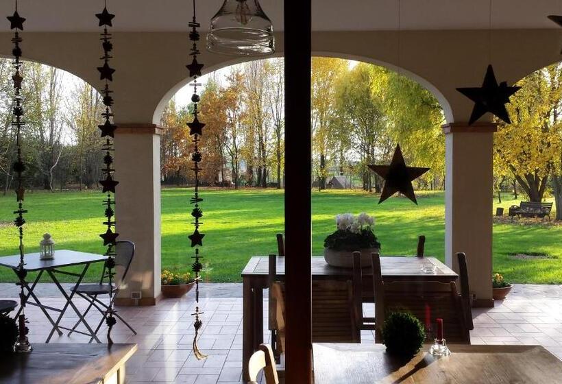 هتل Agriturismo Ai Carpini