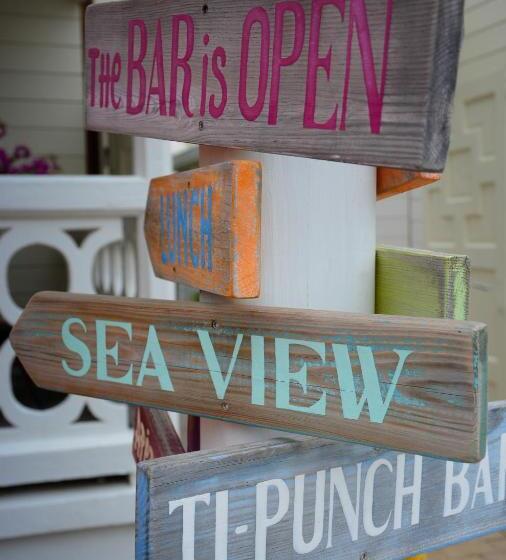 Le Temps Des Cerises Hotel Beach