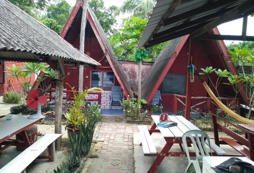Otel Nazri Nipah Camp
