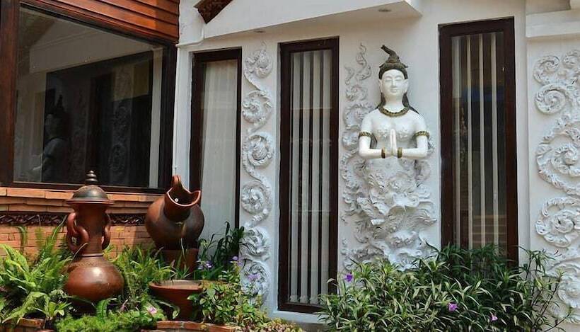 Hotel Sailomjoy The Boutique Hostel