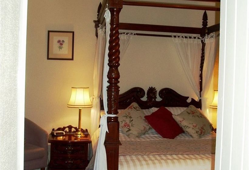 酒店 The Four Poster