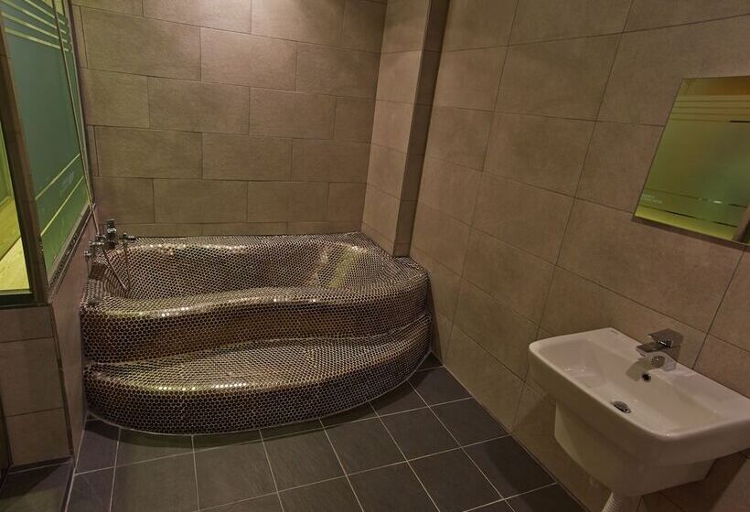 בית מלון כפרי The May