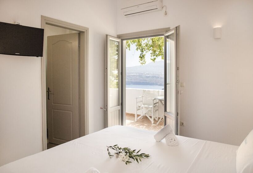 هتل Villa Galinia
