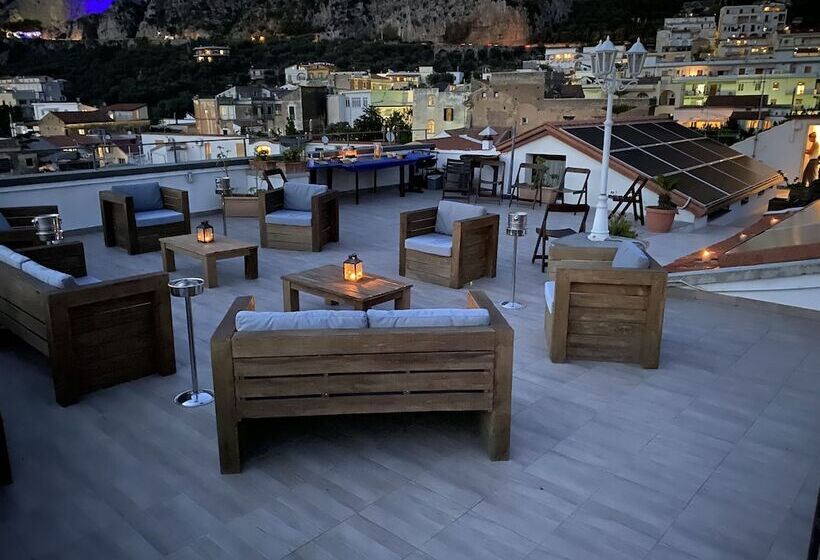 住宿加早餐  La Pennichella Sorrentina Relais