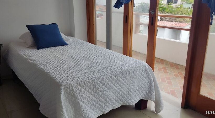 هتل Hospedaje Delfin Azul