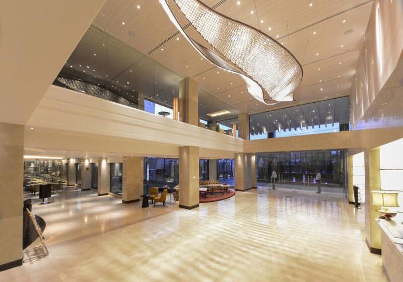 هتل Grand Mercure Agra