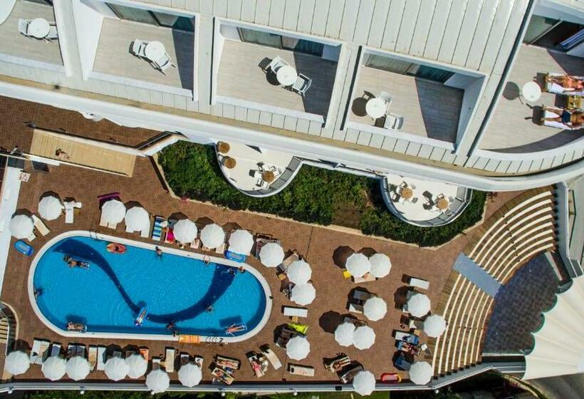 هتل Laguna Beach Alya Resort & Spa   All Inclusive