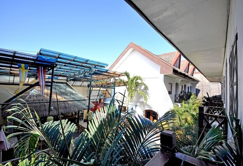 酒店 Nirvana Beach Resort