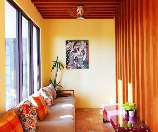 تختخواب و صبحانه Ibali Hostel