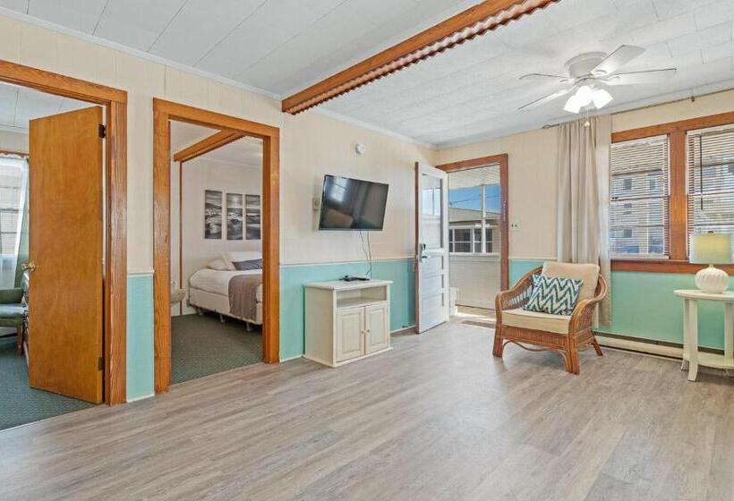 بنسيون Oceanside Court By Kees Vacations