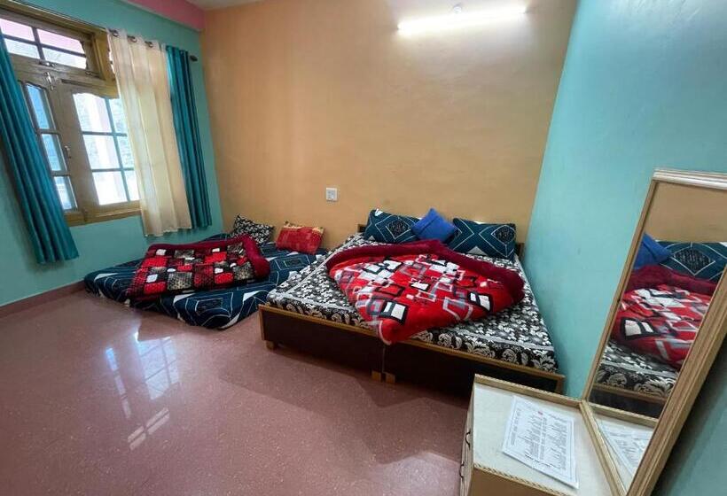 فندق صغير Chojh Inn Guest House