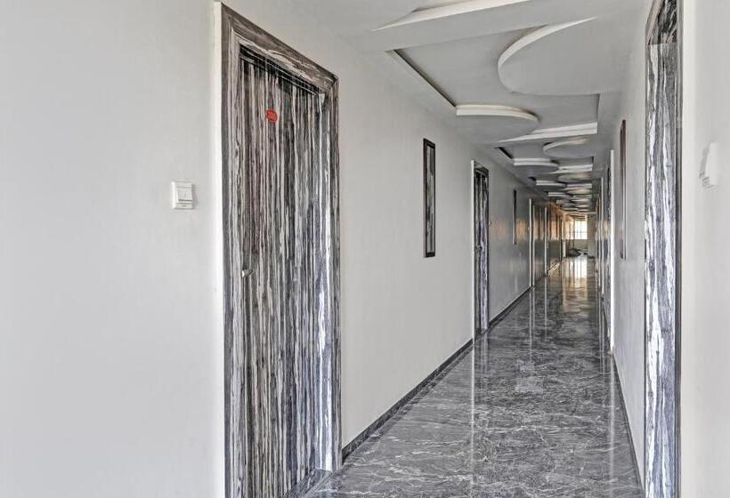 בית מלון כפרי Fab Sai Shangrilla