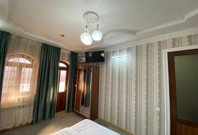 בית מלון כפרי Registon Amir