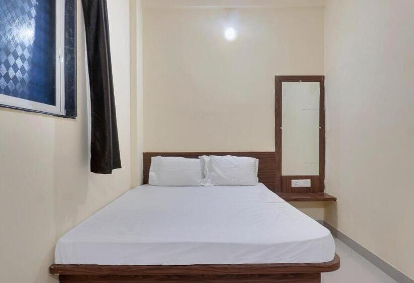 فندق Spot On Sayadri Lodge