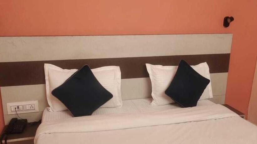 酒店 O Ram Palace Bnb