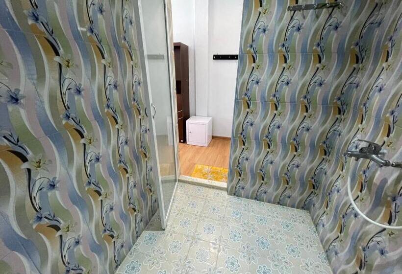 پانسیون Marroan Acc