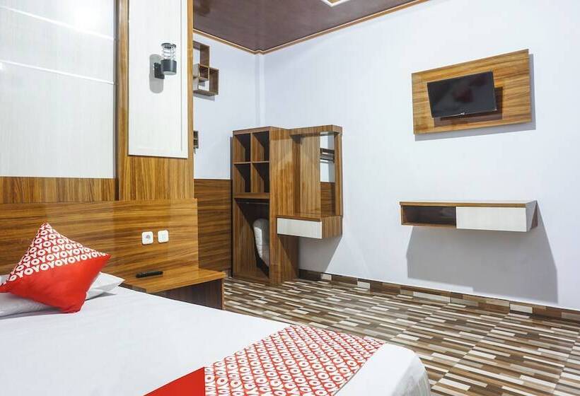 هتل Oyo 90925 Penginapan Dafandra Beach