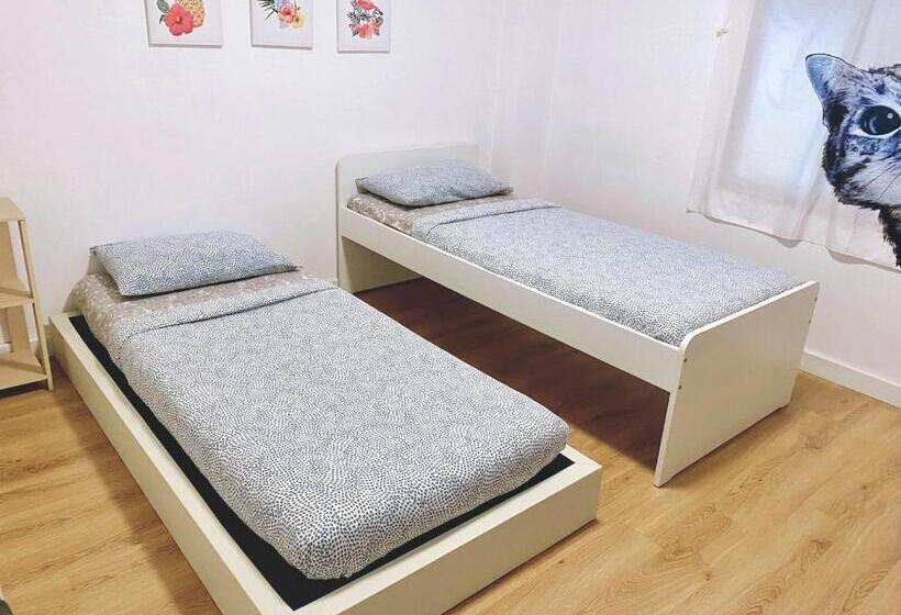 Room Story Hostel