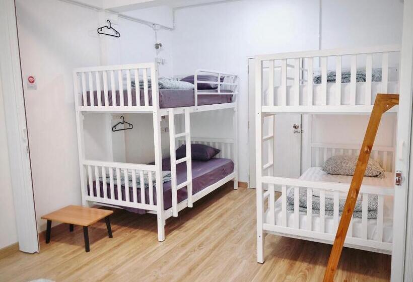 Room Story Hostel
