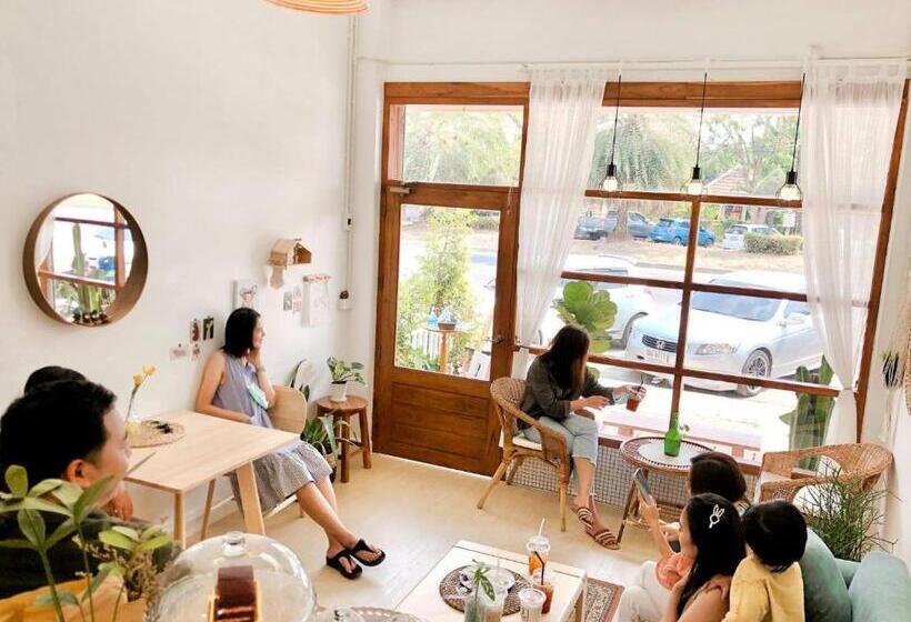 Room Story Hostel