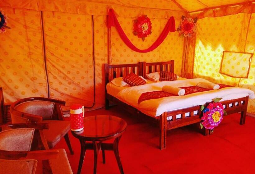 Отель Melody Moon Desert Camp