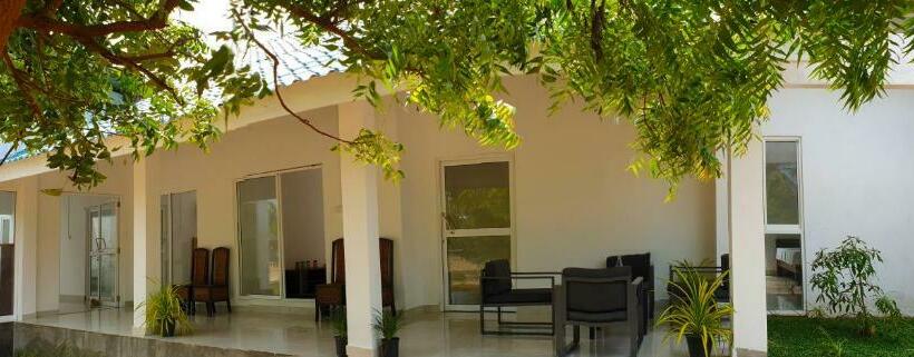 پانسیون Wind Force Academy Kalpitiya