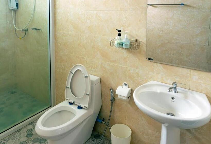 Yoko River Kwai Resort