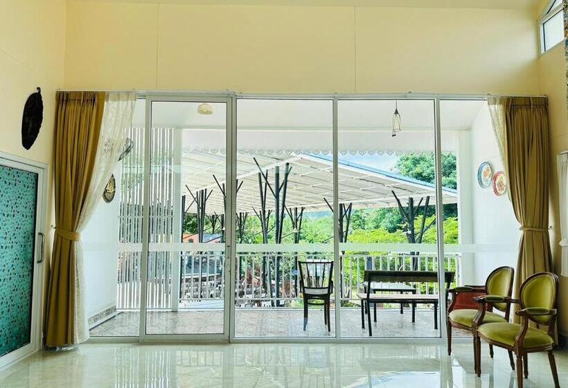 Yoko River Kwai Resort