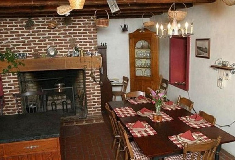 ベッドアンドブレックファースト Brownstone Colonial Inn
