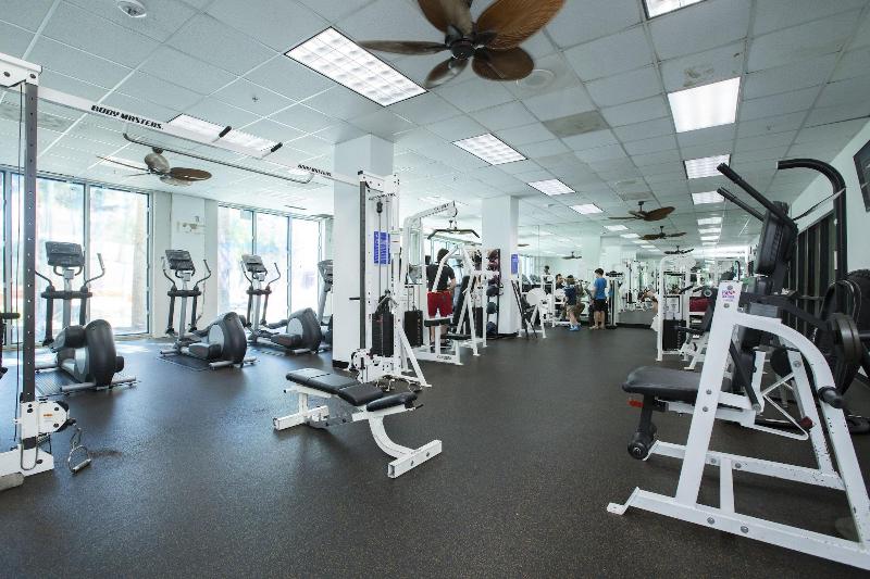בית מלון כפרי Sunny Isles Ocean Reserve Condo Apartments