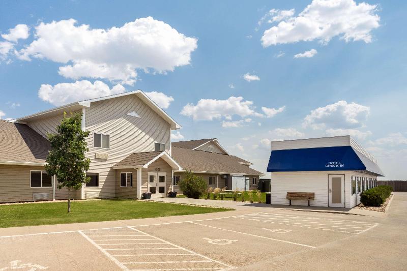 Отель Travelodge By Wyndham Bill Wy Thunder Basin Ntl Grassland