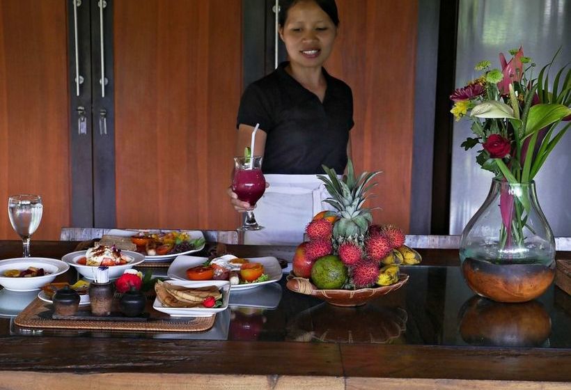 Kupu Kupu Private Villa