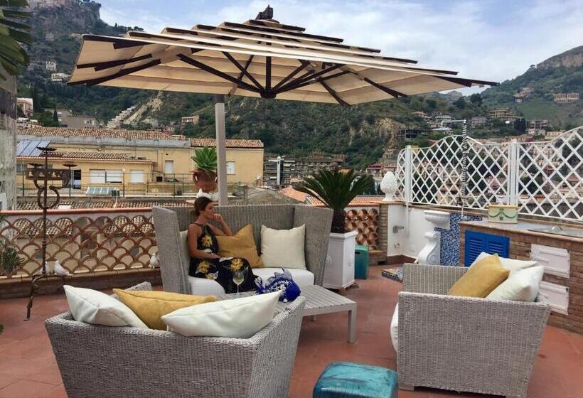 تختخواب و صبحانه Casa Aricò & Shatulle Suites