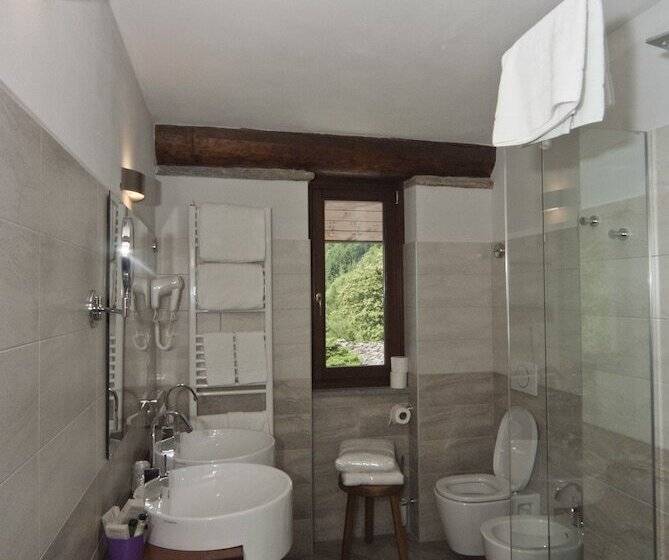 בית מלון כפרי Il Falco E La Volpe