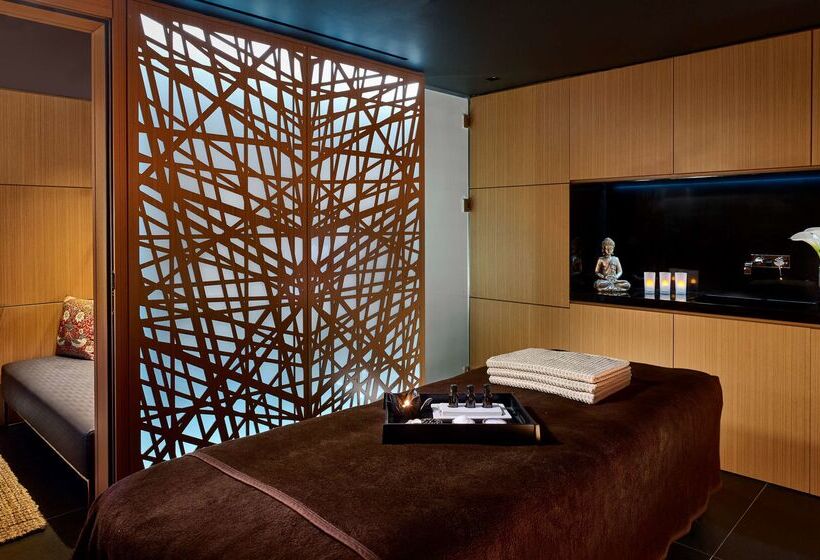 هتل Park Plaza London Waterloo