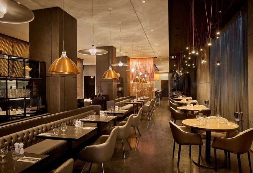 هتل Park Plaza London Waterloo