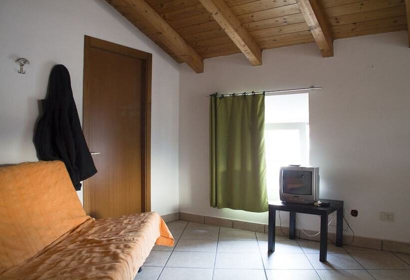 هتل Residence Santa Caterina