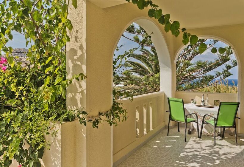 Montemar Studios & Apartments