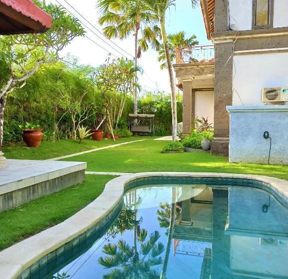 Ocean Valley Village Villa Pandawa